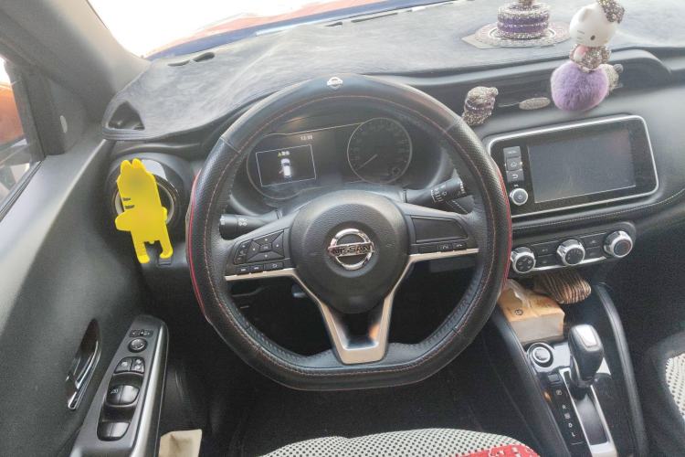 Used Nissan Kicks 2017 1.5L CVT Smart Drive Edition Steering Wheel