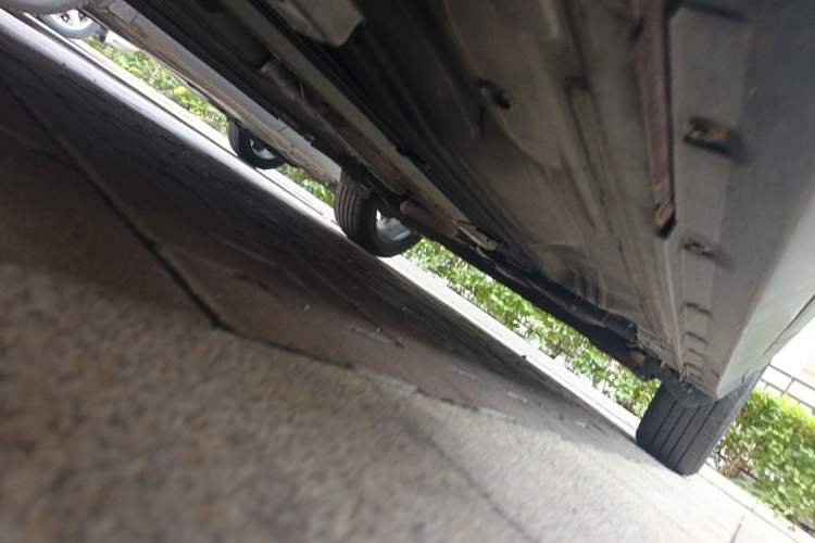 Used Nissan Kicks 2017 1.5L CVT Smart Drive Edition Chassis Front Left