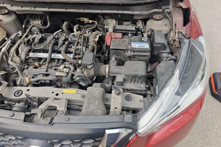 Used Nissan Kicks 2017 1.5L CVT Smart Drive Edition Engine Bay Left