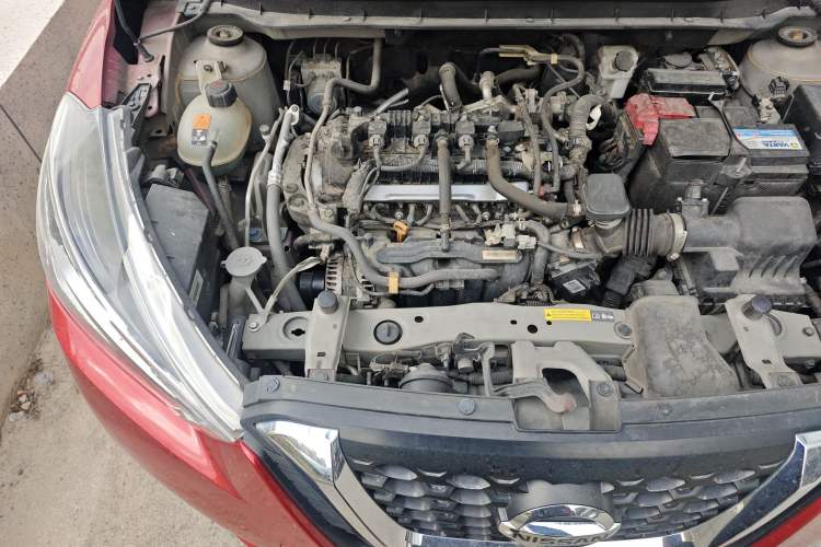 Used Nissan Kicks 2017 1.5L CVT Smart Drive Edition Engine Bay Right
