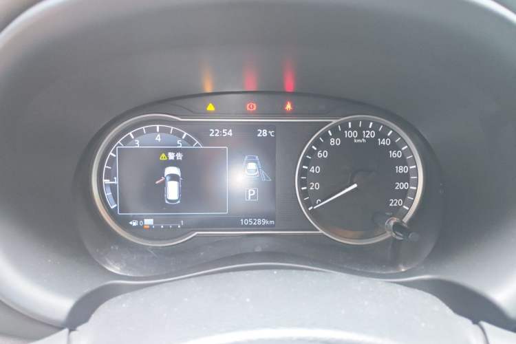 Used Nissan Kicks 2017 1.5L CVT Smart Edition Instrument Cluster