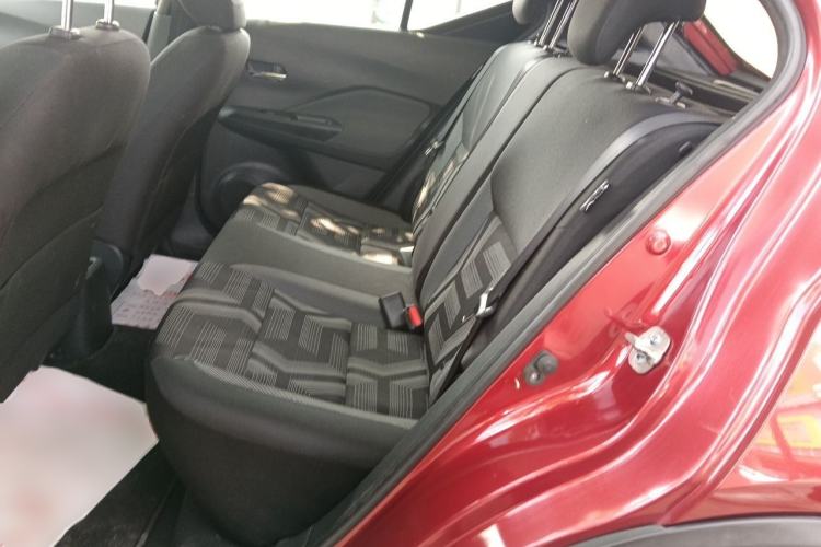 Used Nissan Kicks 2017 1.5L CVT Cool Enjoy Edition Left Rear Seat