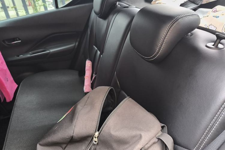 Used Nissan Kicks 2017 1.5L CVT Cool Enjoy Edition Left Rear Seat