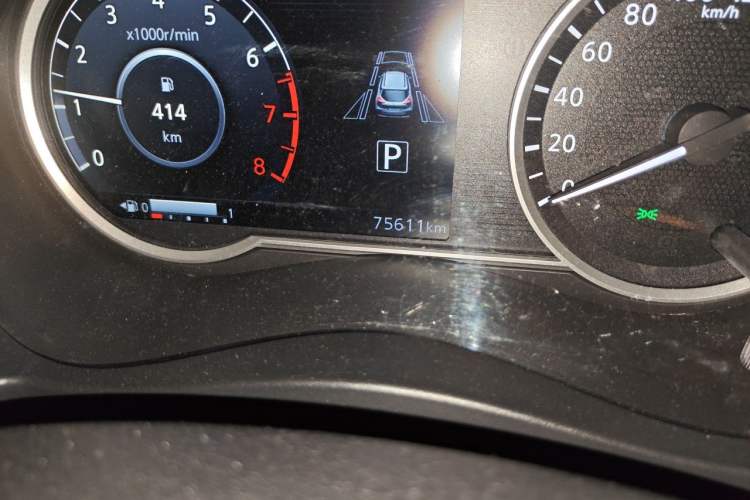 Used Nissan Kicks 2017 1.5L CVT Smart Edition Odometer Close Up