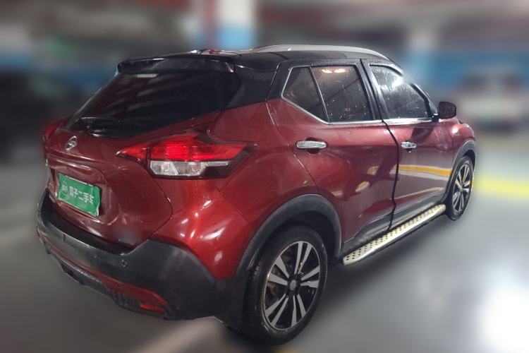 Used Nissan Kicks 2017 1.5L CVT Smart Drive Edition Rear Right 45 Deg