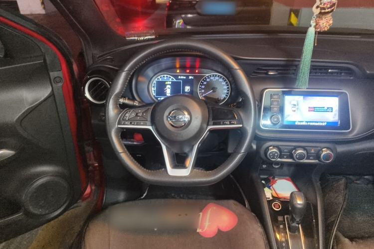 Used Nissan Kicks 2017 1.5L CVT Smart Drive Edition Steering Wheel