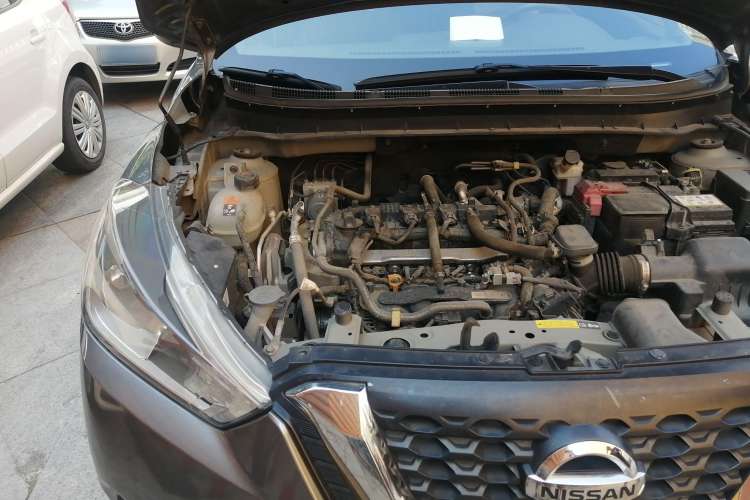 Used Nissan Kicks 2017 1.5L CVT Smart Drive Edition Engine Bay Right