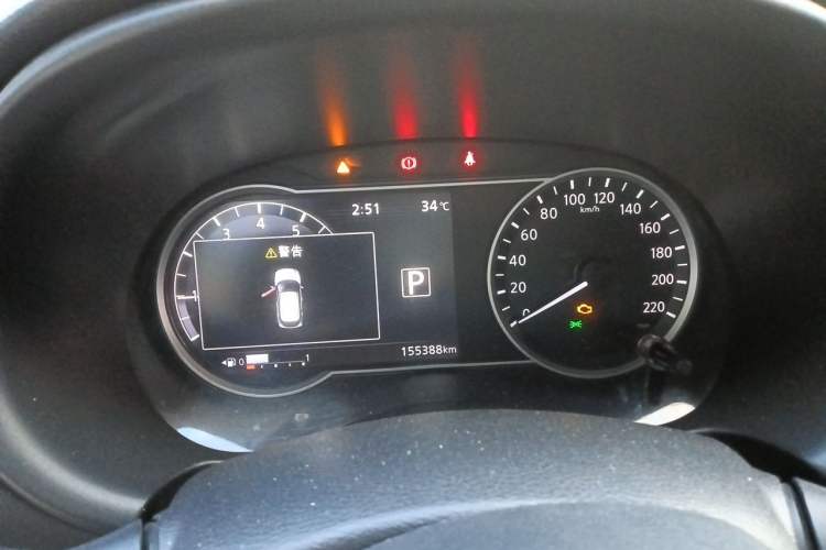Used Nissan Kicks 2017 1.5L CVT Smart Drive Edition Instrument Cluster