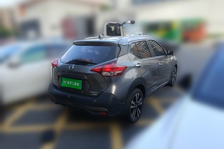 Used Nissan Kicks 2017 1.5L CVT Smart Drive Edition Rear Right 45 Deg