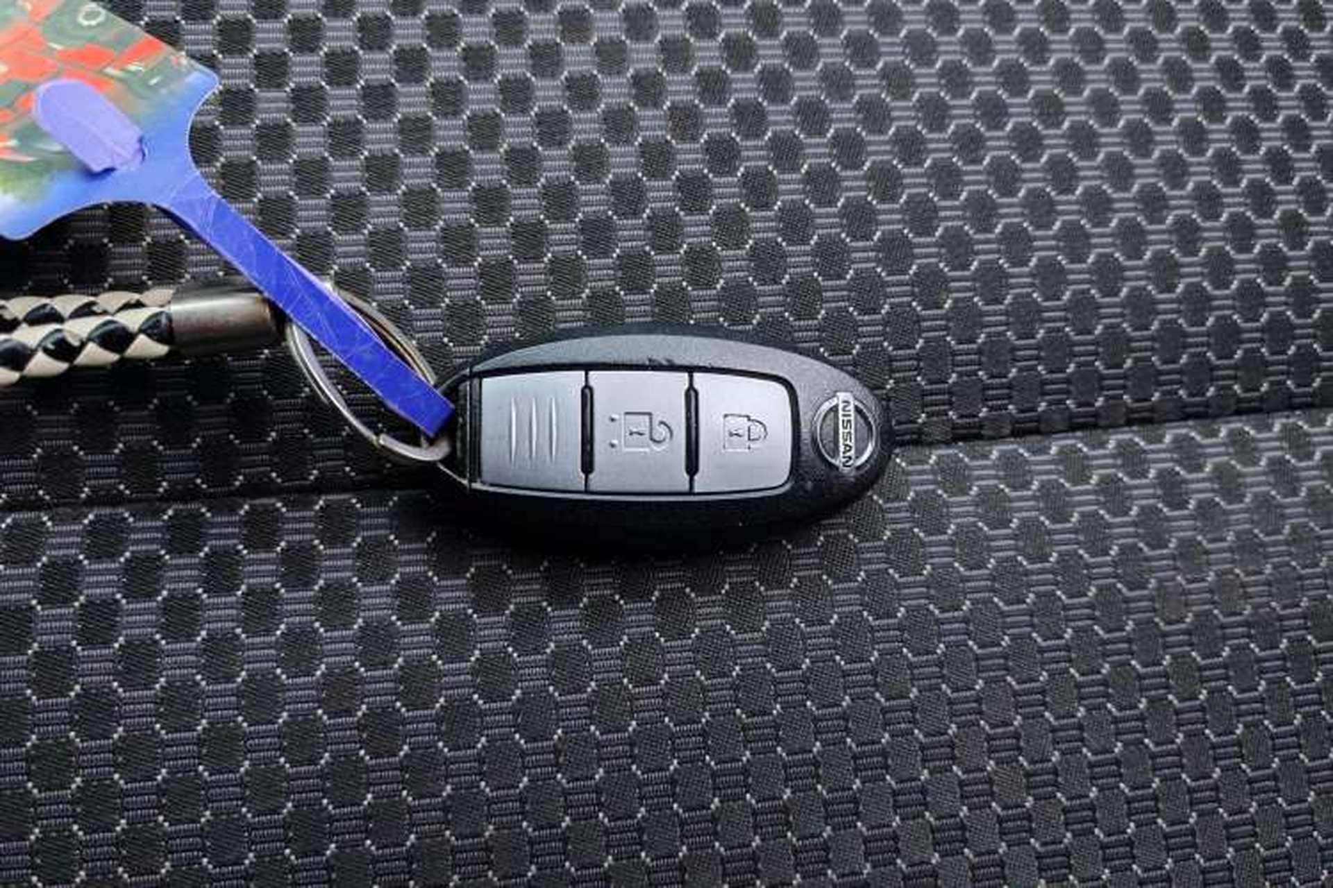 Used Nissan Kicks 2017 1.5L CVT Smart Drive Edition Vehicle Key