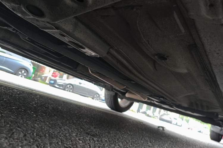Used Nissan Kicks 2017 1.5L CVT Smart Drive Edition Chassis Front Left