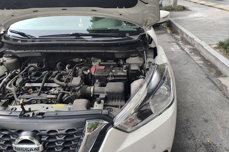Used Nissan Kicks 2017 1.5L CVT Smart Drive Edition Engine Bay Left