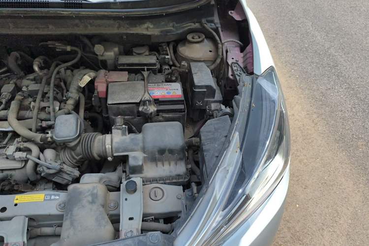 Used Nissan Kicks 2017 1.5L CVT Cool Enjoy Edition Engine Bay Left
