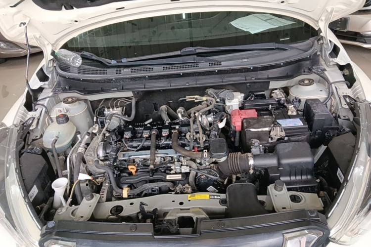 Used Nissan Kicks 2017 1.5L CVT Cool Enjoy Edition Engine Bay