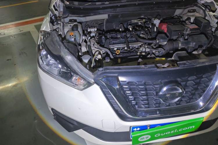 Used Nissan Kicks 2017 1.5L CVT Cool Enjoy Edition Engine Bay Right