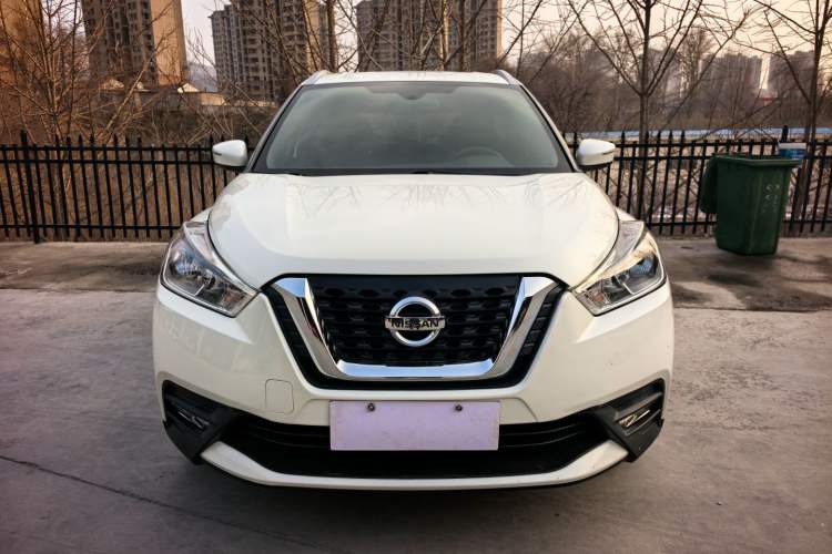 Used Nissan Kicks 2017 1.5L CVT Smart Drive Edition Exterior 1