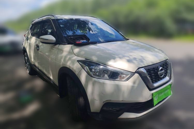 Used Nissan Kicks 2017 1.5L CVT Smart Drive Edition Exterior 2