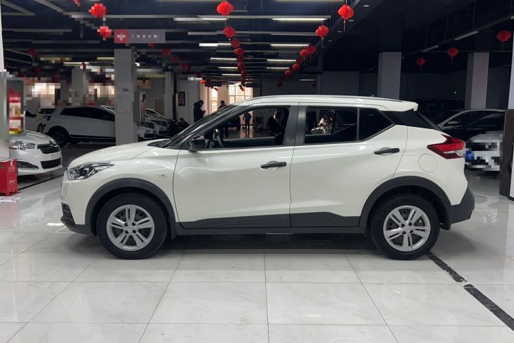 Used Nissan Kicks 2017 1.5L Manual Cool Dynamic Edition Exterior 2