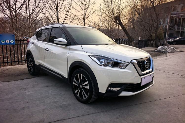 Used Nissan Kicks 2017 1.5L CVT Smart Drive Edition Exterior 2