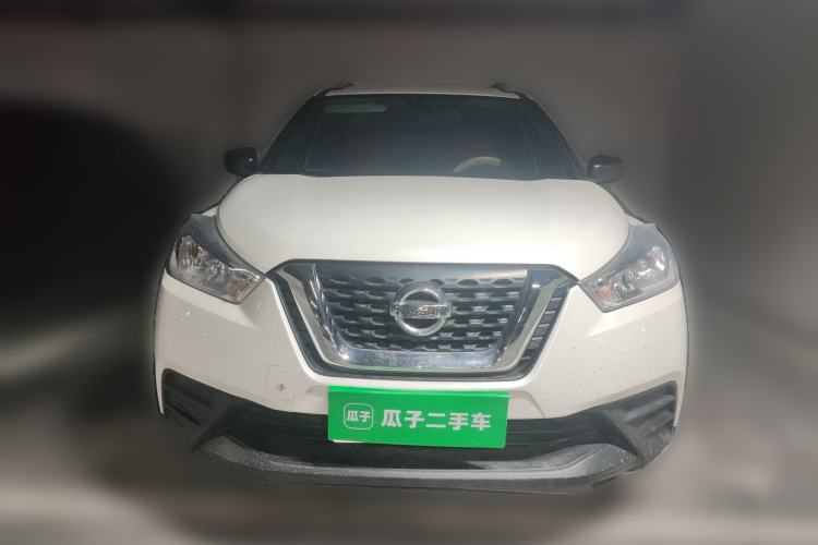 Used Nissan Kicks 2017 1.5L Manual Cool Dynamic Edition Front