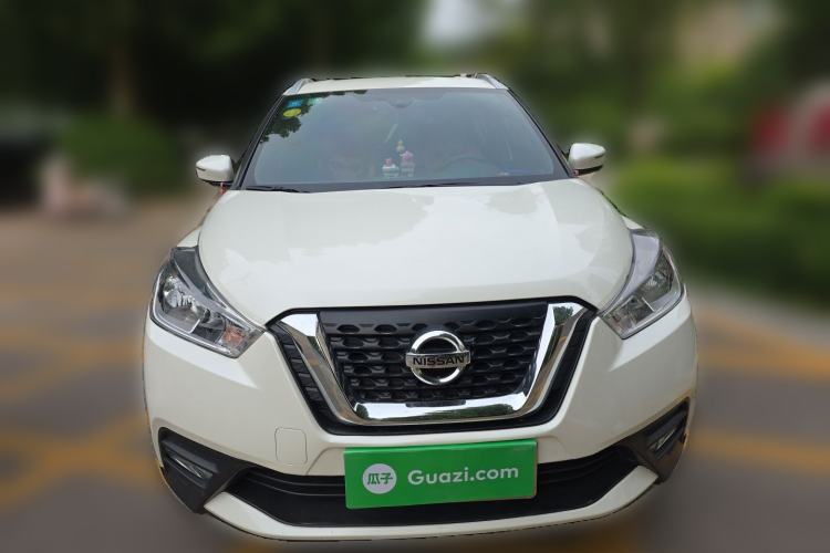 Used Nissan Kicks 2017 1.5L CVT Smart Drive Edition Front