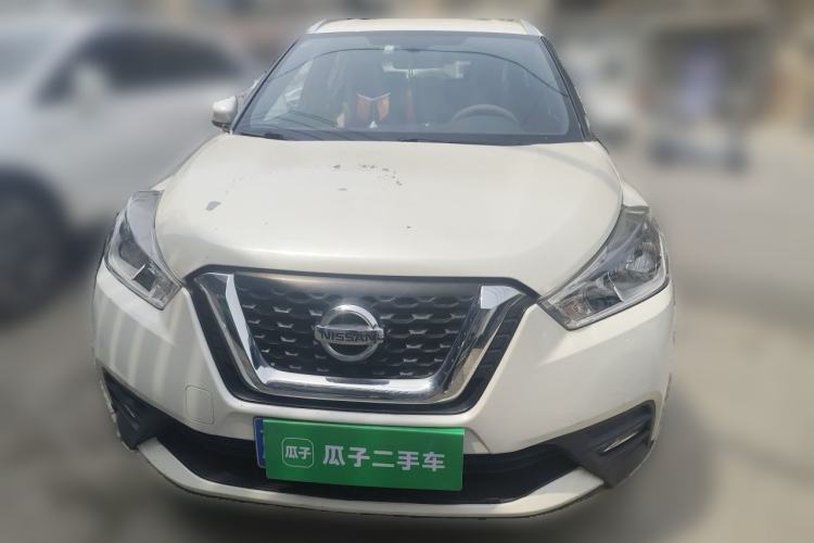 Used Nissan Kicks 2017 1.5L CVT Cool Enjoy Edition Front