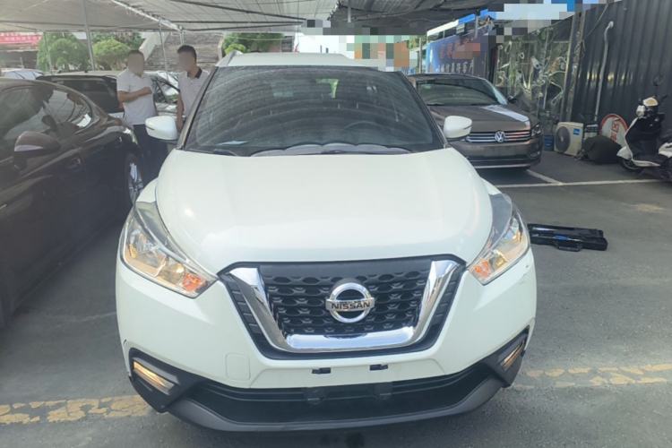 Used Nissan Kicks 2017 1.5L CVT Smart Drive Edition Front