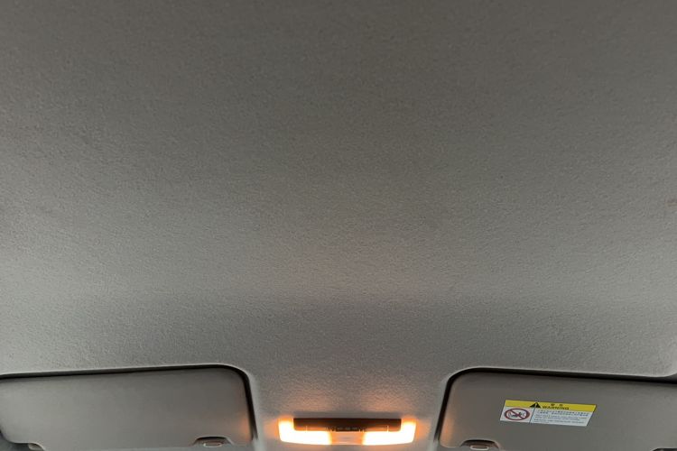 Used Nissan Kicks 2017 1.5L Manual Cool Dynamic Edition Headliner