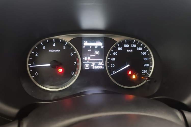 Used Nissan Kicks 2017 1.5L CVT Cool Enjoy Edition Instrument Cluster