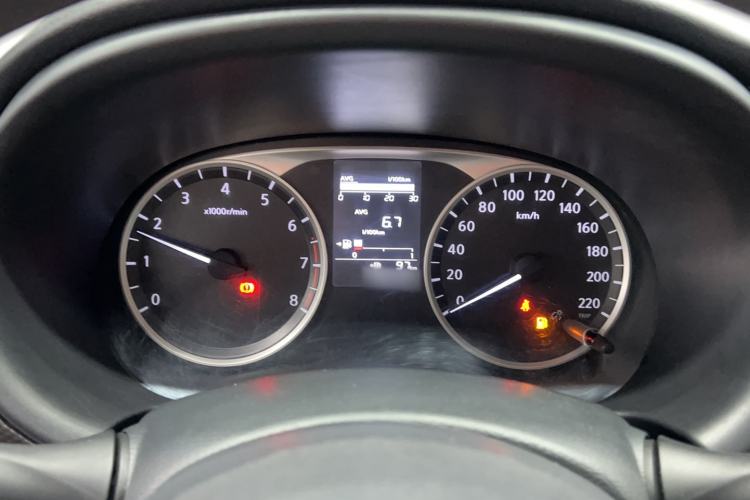 Used Nissan Kicks 2017 1.5L Manual Cool Dynamic Edition Instrument Cluster