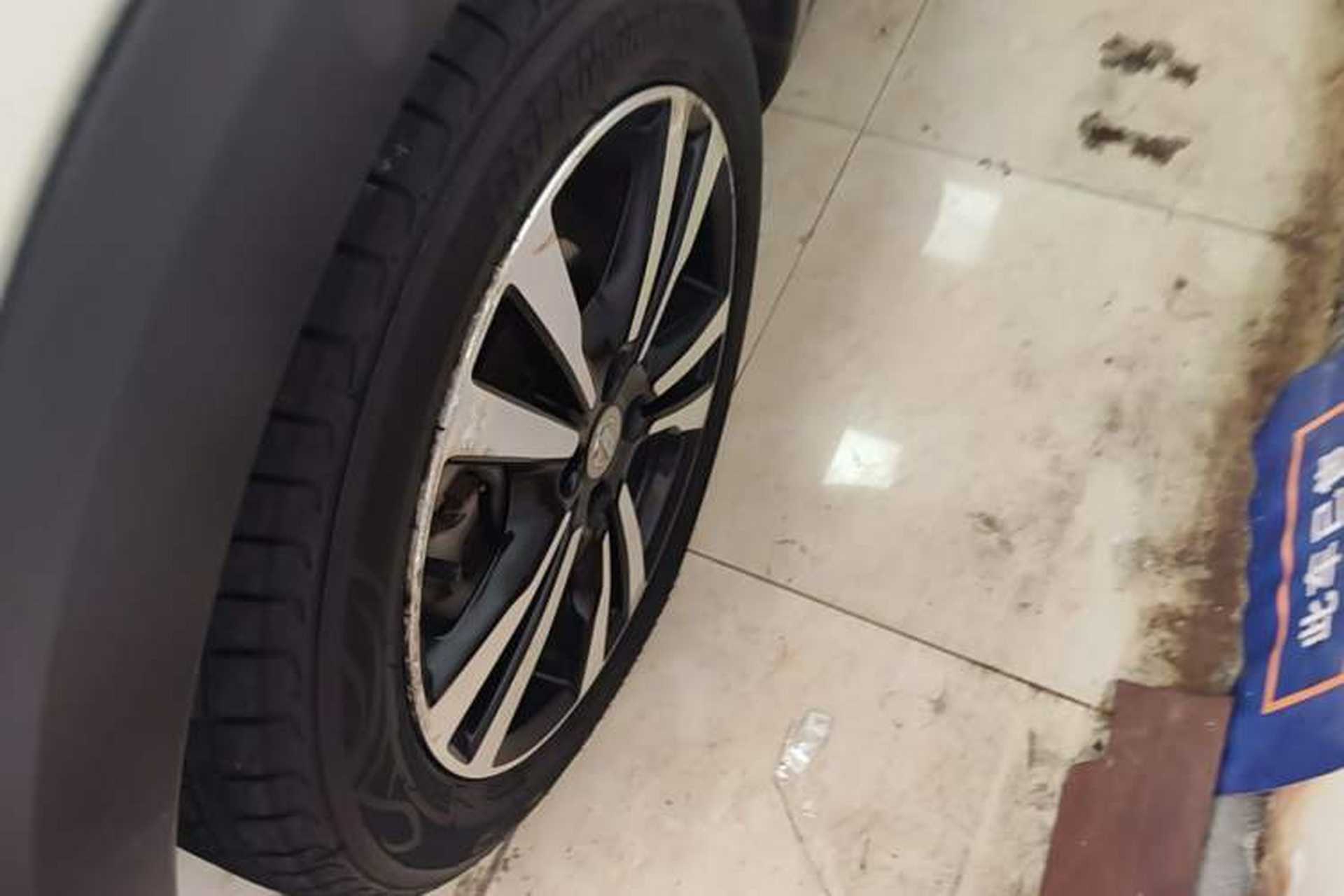Used Nissan Kicks 2017 1.5L CVT Cool Enjoy Edition Left Front Wheel Hub