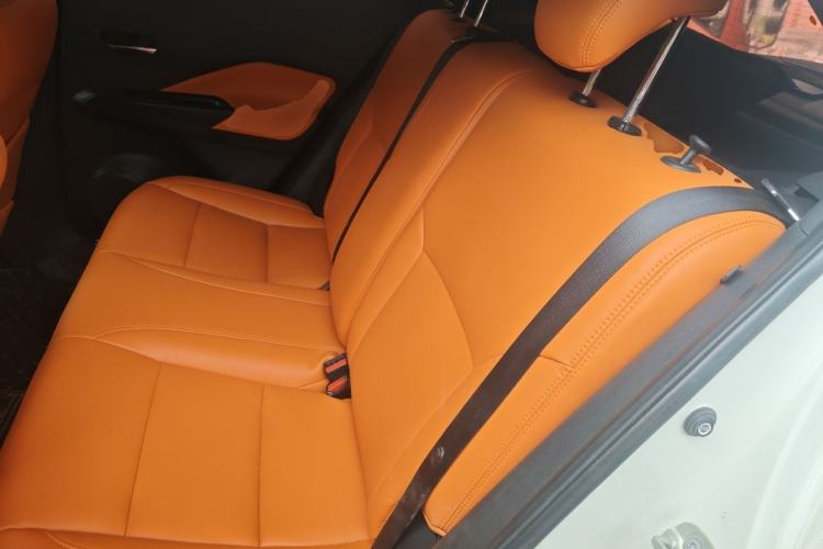 Used Nissan Kicks 2017 1.5L CVT Cool Enjoy Edition Left Rear Seat
