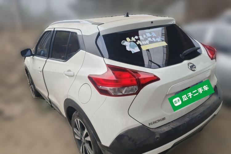 Used Nissan Kicks 2017 1.5L CVT Cool Enjoy Edition Rear Left 45 Deg