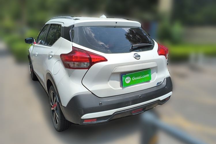 Used Nissan Kicks 2017 1.5L CVT Cool Enjoy Edition Rear Left 45 Deg