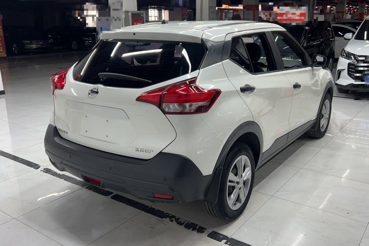 Used Nissan Kicks 2017 1.5L Manual Cool Dynamic Edition Rear Right 45 Deg