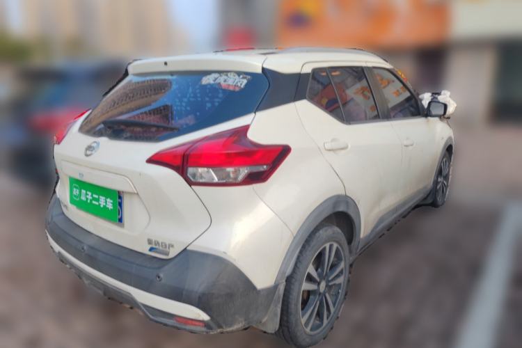 Used Nissan Kicks 2017 1.5L CVT Cool Enjoy Edition Rear Right 45 Deg