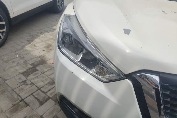 Used Nissan Kicks 2017 1.5L CVT Cool Enjoy Edition Right Front Headlight