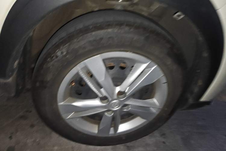 Used Nissan Kicks 2017 1.5L Manual Cool Dynamic Edition Right Front Wheel Hub