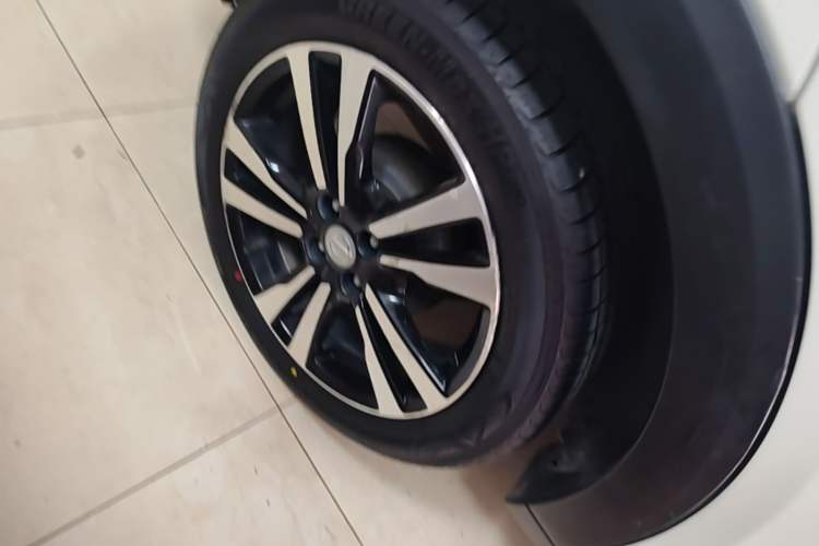 Used Nissan Kicks 2017 1.5L CVT Cool Enjoy Edition Right Rear Wheel Hub