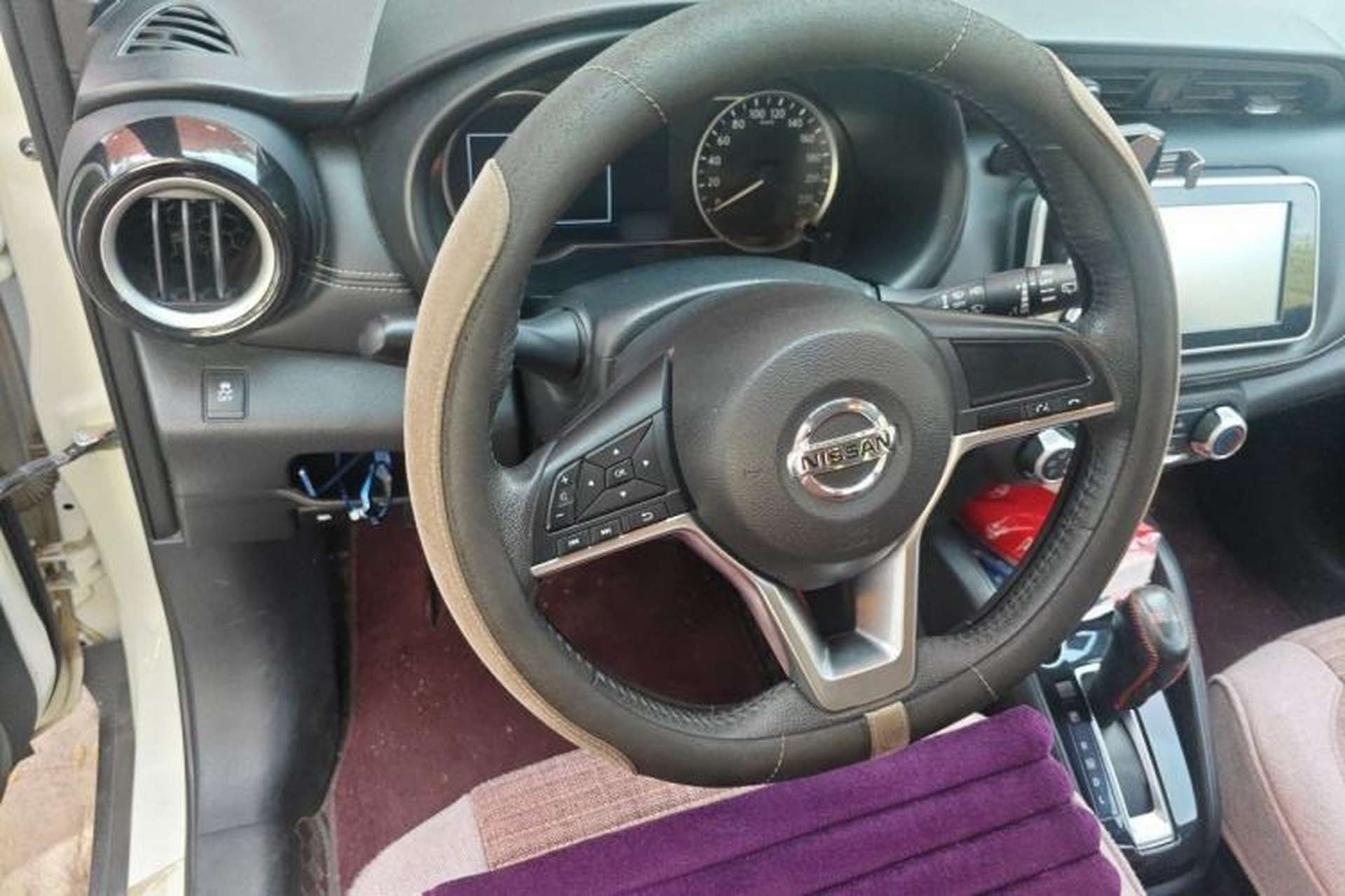 Used Nissan Kicks 2017 1.5L CVT Smart Drive Edition Steering Wheel