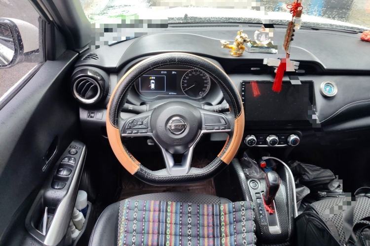 Used Nissan Kicks 2017 1.5L CVT Smart Drive Edition Steering Wheel