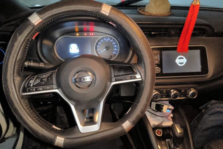 Used Nissan Kicks 2017 1.5L CVT Smart Drive Edition Steering Wheel