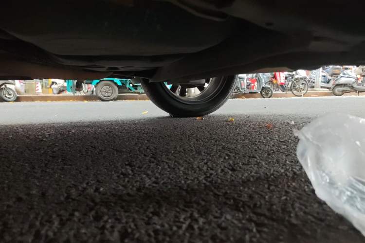 Used Nissan Kicks 2017 1.5L CVT Smart Drive Edition Chassis Rear Left