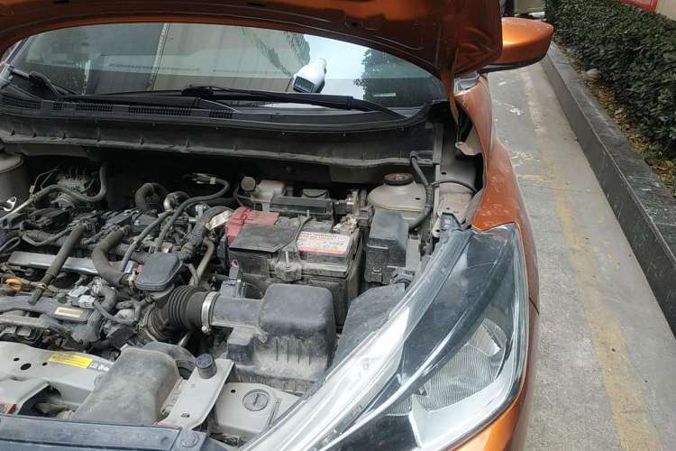 Used Nissan Kicks 2017 1.5L CVT Cool Enjoy Edition Engine Bay Left