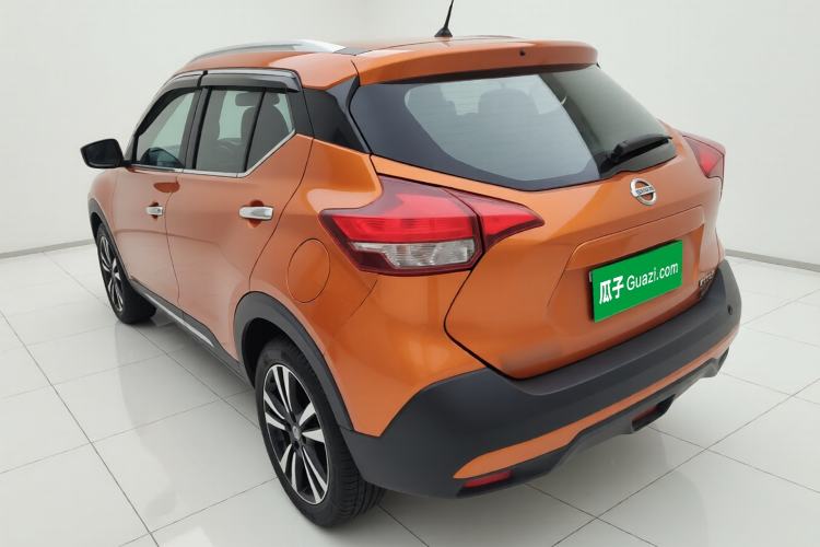 Used Nissan Kicks 2017 1.5L CVT Smart Drive Edition Exterior 2