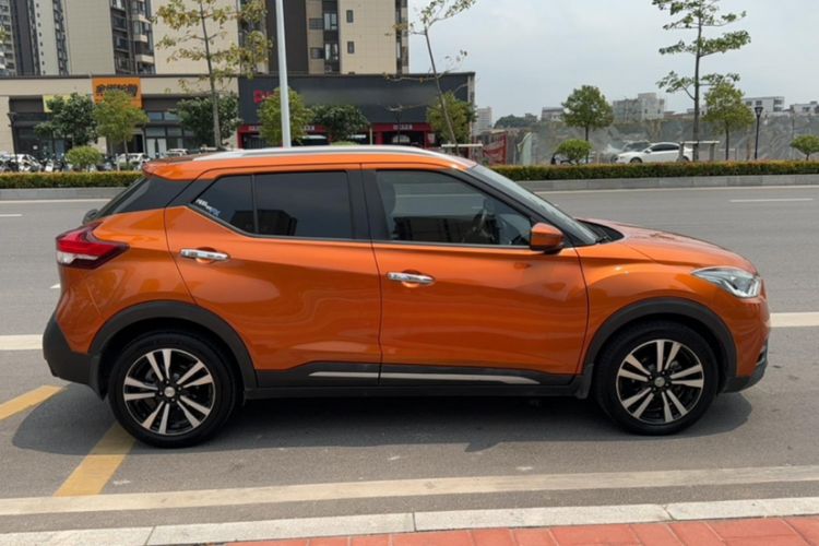 Used Nissan Kicks 2017 1.5L CVT Smart Drive Edition Exterior 2