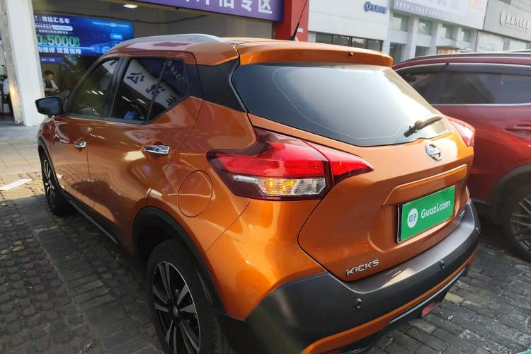 Used Nissan Kicks 2017 1.5L CVT Smart Edition Exterior 3