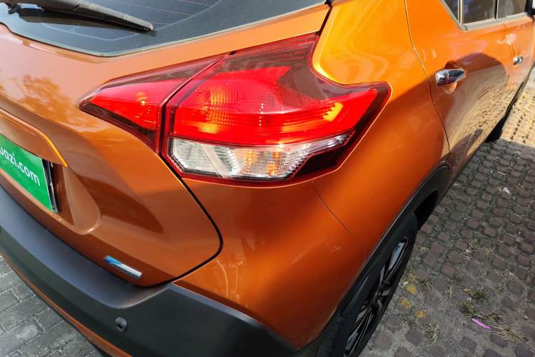 Used Nissan Kicks 2017 1.5L CVT Smart Edition Exterior 6