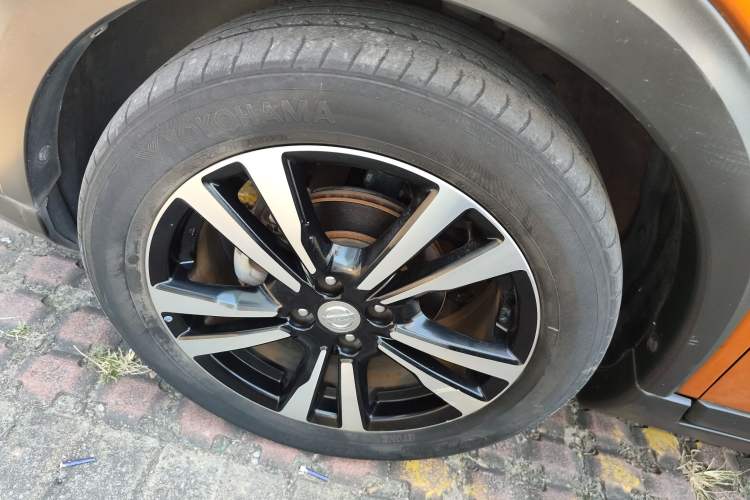 Used Nissan Kicks 2017 1.5L CVT Smart Edition Exterior 7