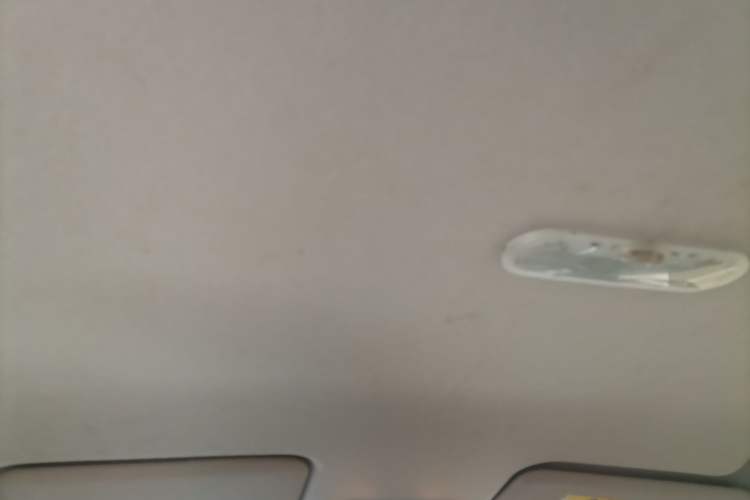 Used Nissan Kicks 2017 1.5L CVT Smart Edition Headliner